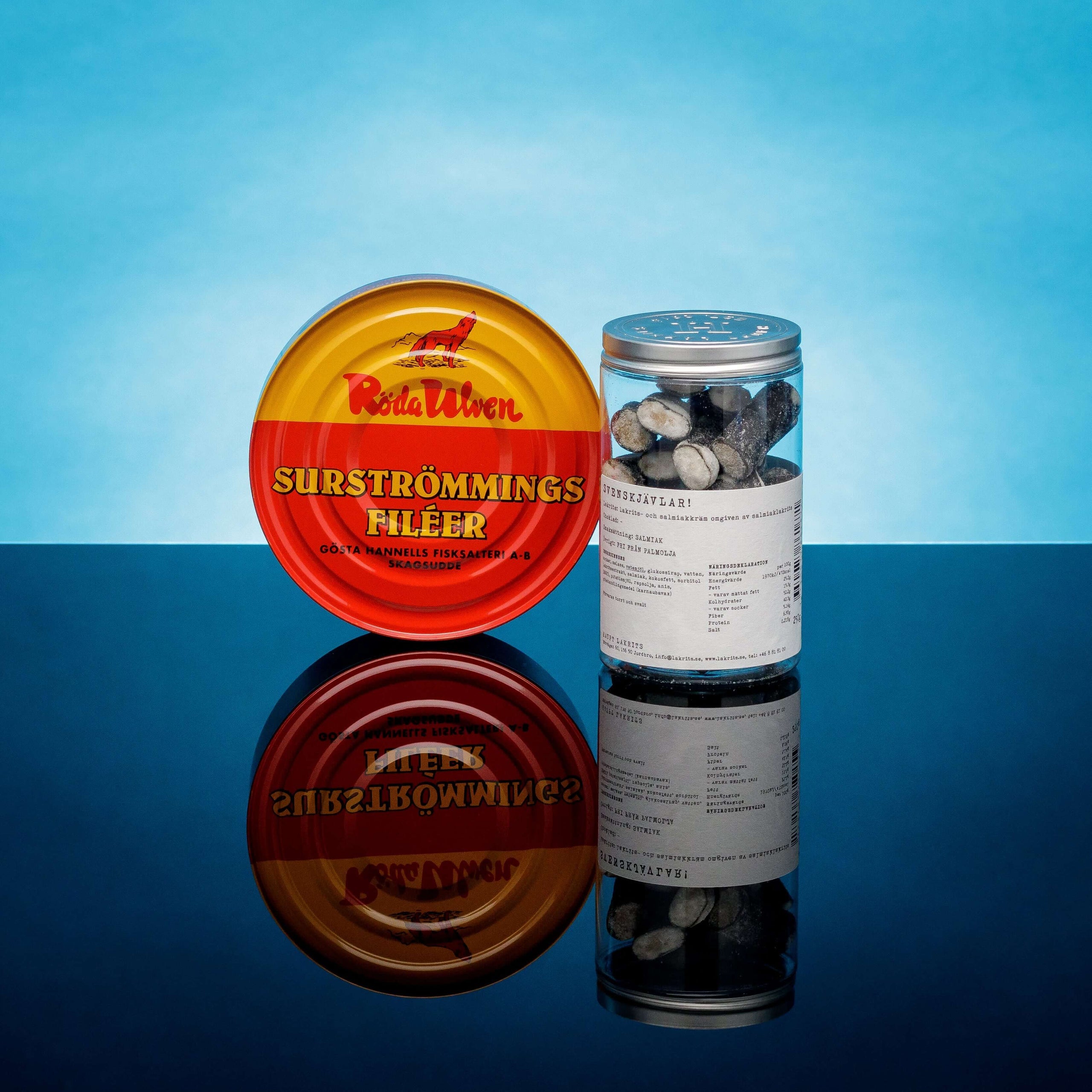 RÖDA ULVEN (FILLETS) SURSTRÖMMING + SVENSKJÄVLAR!